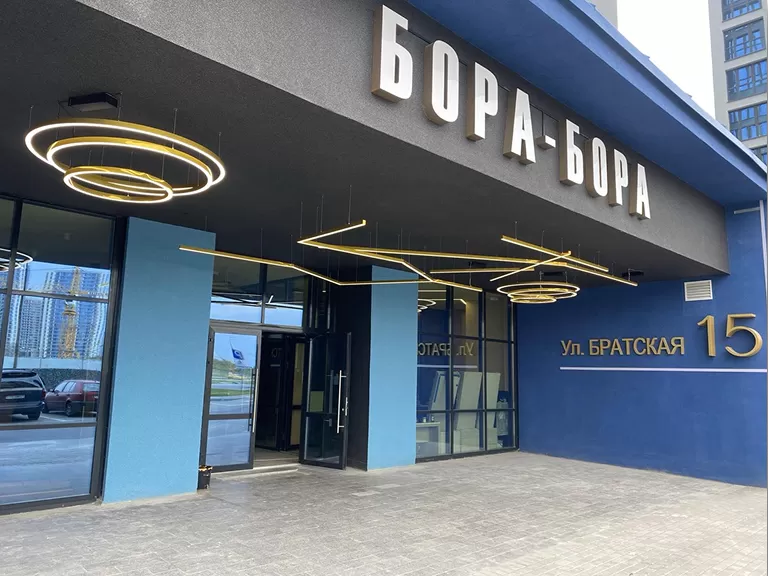 Освещение подьезда в жилом доме в Минск Мире